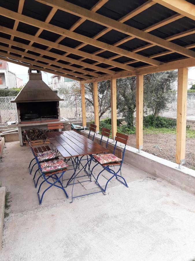 Apartman Jezidzic Kaštela Exterior foto
