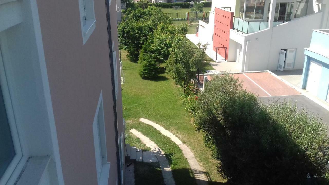 Apartman Jezidzic Kaštela Exterior foto