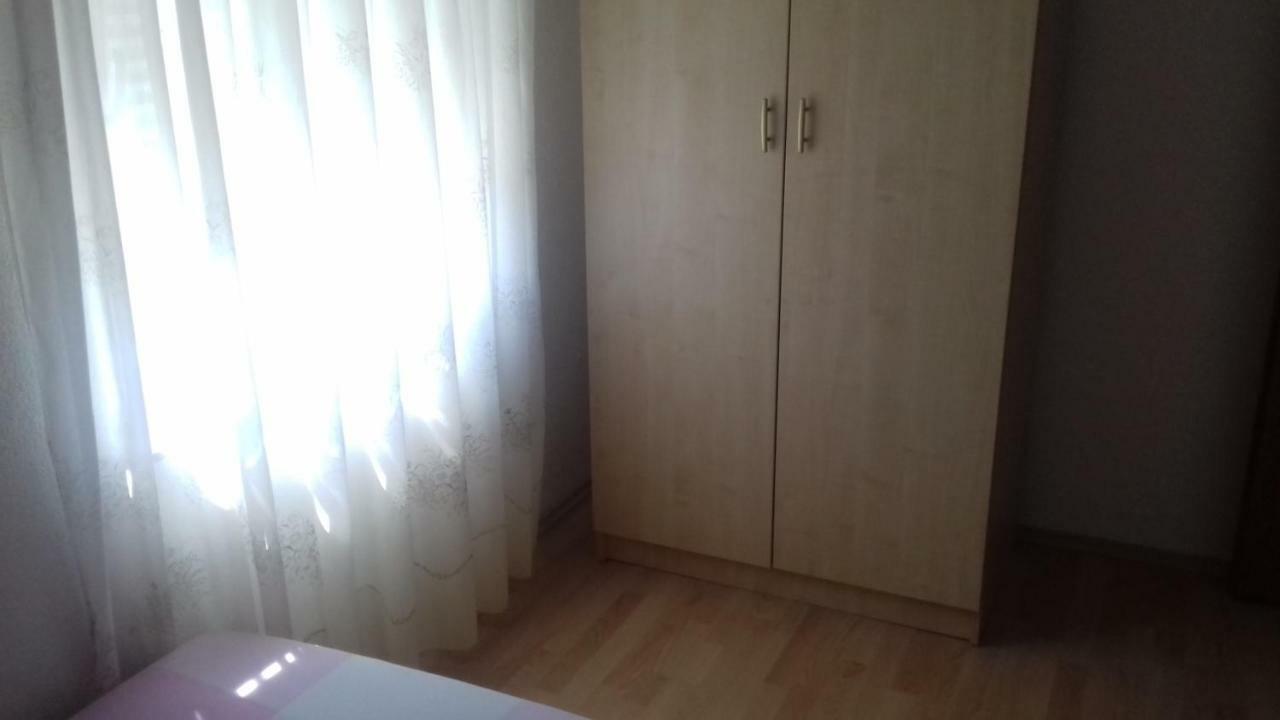 Apartman Jezidzic Kaštela Exterior foto